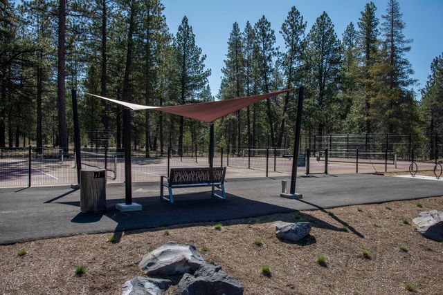 56222 Trailmere Circle, Bend, OR 97707