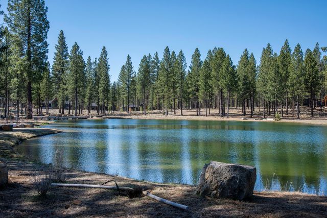 56222 Trailmere Circle, Bend, OR 97707