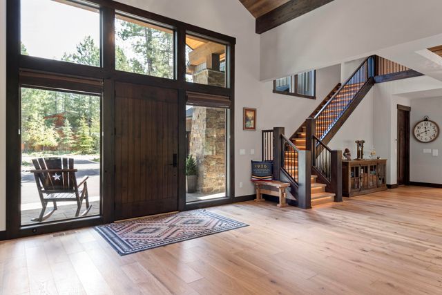 56222 Trailmere Circle, Bend, OR 97707