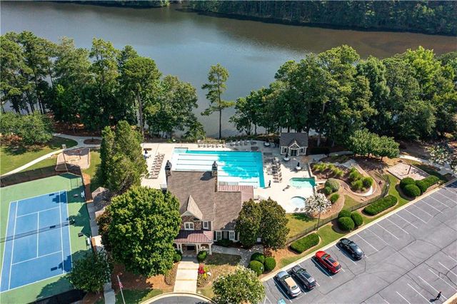 958 Wood Duck Court, Snellville, GA 30078