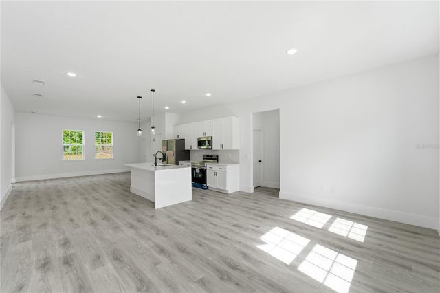 226 E CALDWELL DRIVE, Dunnellon, FL 34434