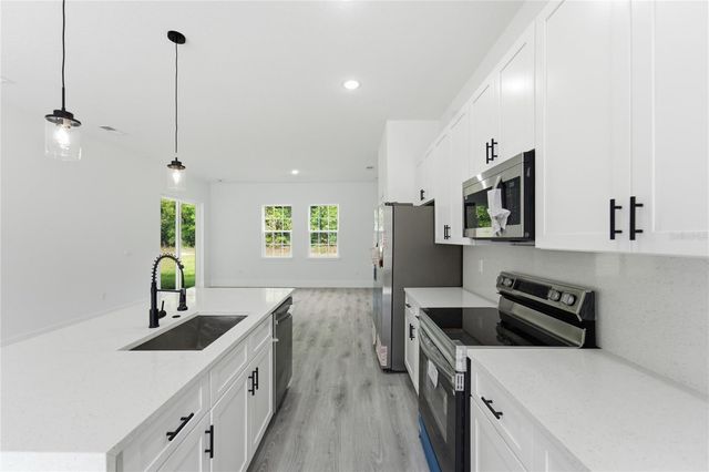 226 E CALDWELL DRIVE, Dunnellon, FL 34434