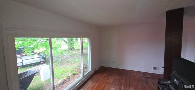 12112 Olive Trail, Plymouth, IN 46563