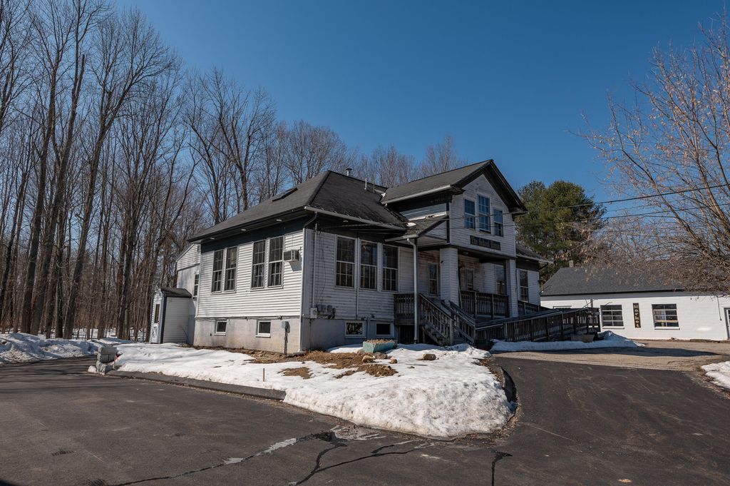 27 Ossipee Trail E 1, Standish, ME 04084 — photo 4