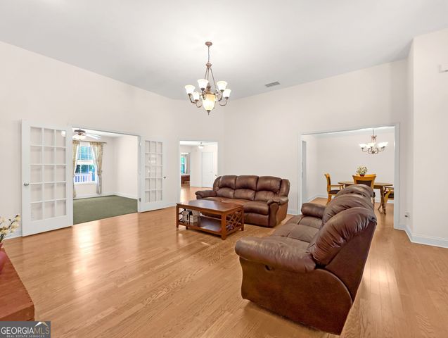 332 Wynterhall Drive, Griffin, GA 30224