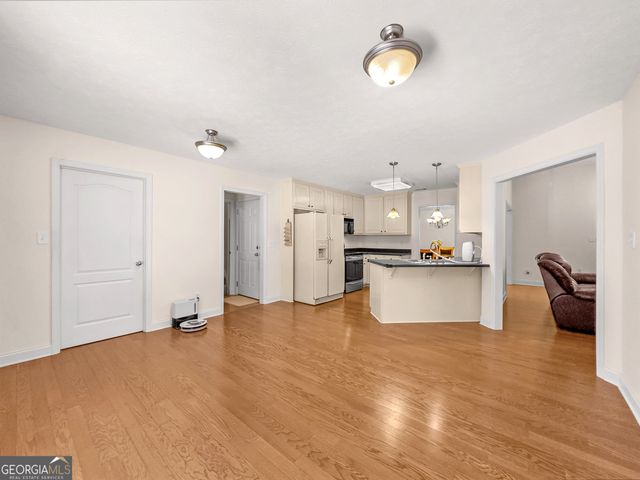 332 Wynterhall Drive, Griffin, GA 30224