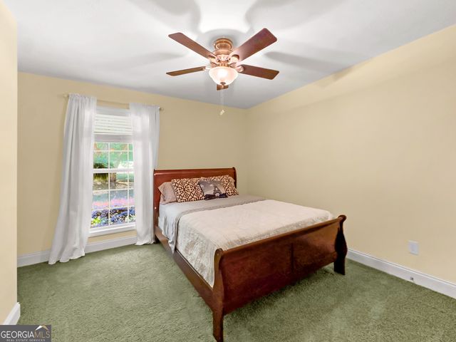 332 Wynterhall Drive, Griffin, GA 30224