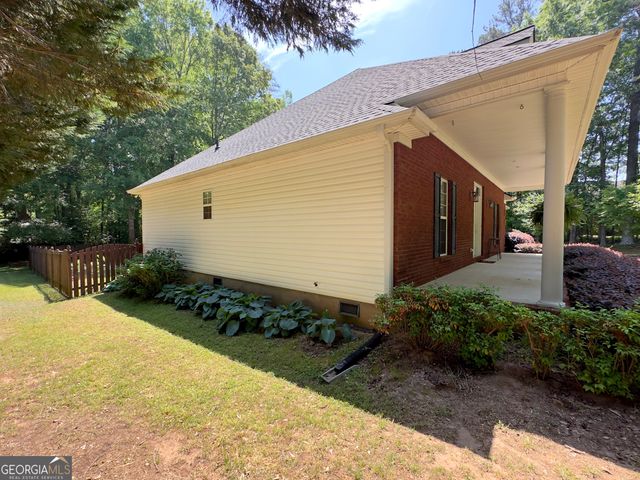 332 Wynterhall Drive, Griffin, GA 30224