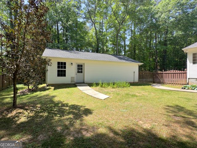 332 Wynterhall Drive, Griffin, GA 30224