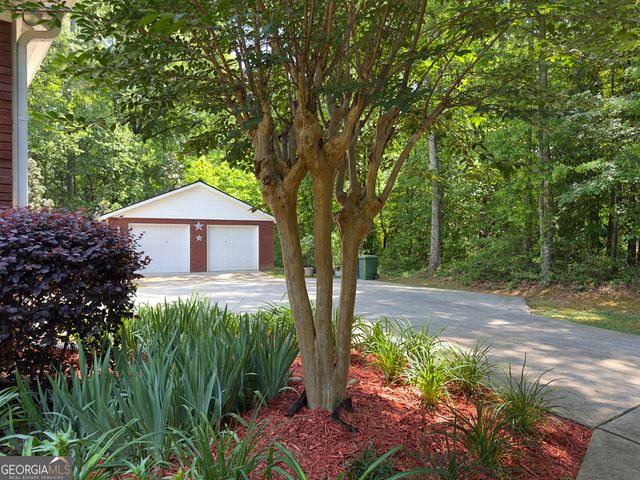 332 Wynterhall Drive, Griffin, GA 30224