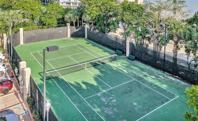 2475 Brickell Ave 703, Miami, FL 33129