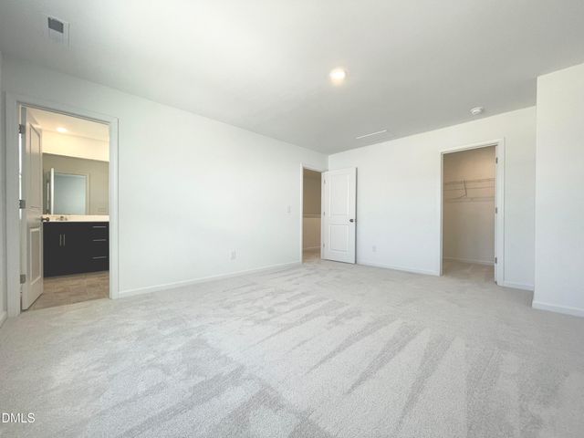 607 Cassa Clubhouse Way, Knightdale, NC 27545