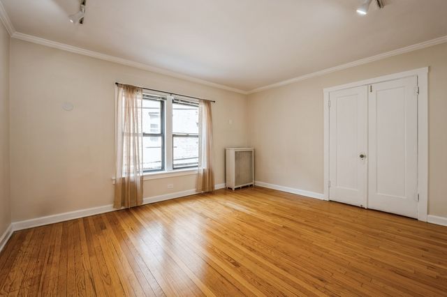 2326 N Lincoln Park West 2D, Chicago, IL 60614