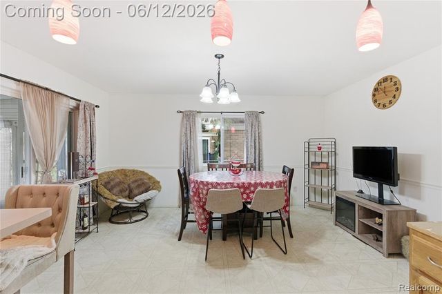 32808 Wareham Court, Warren, MI 48092