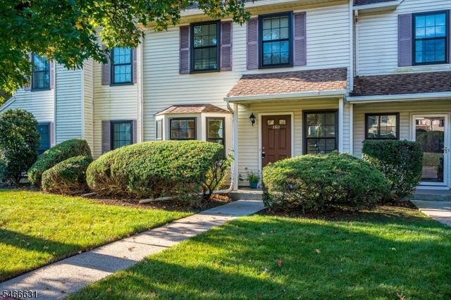 3302 Stonehedge Rd, Edison Twp., NJ 08820