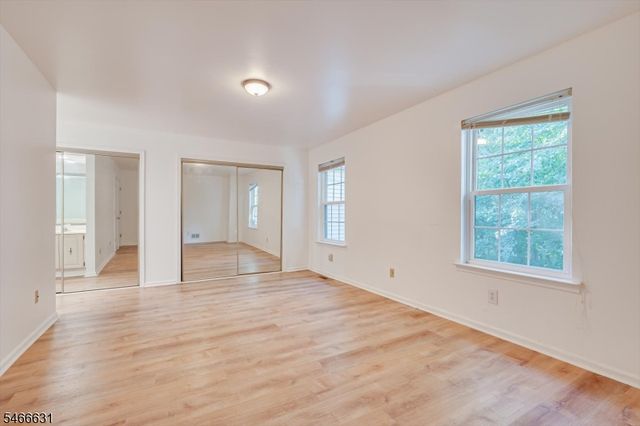 3302 Stonehedge Rd, Edison Twp., NJ 08820