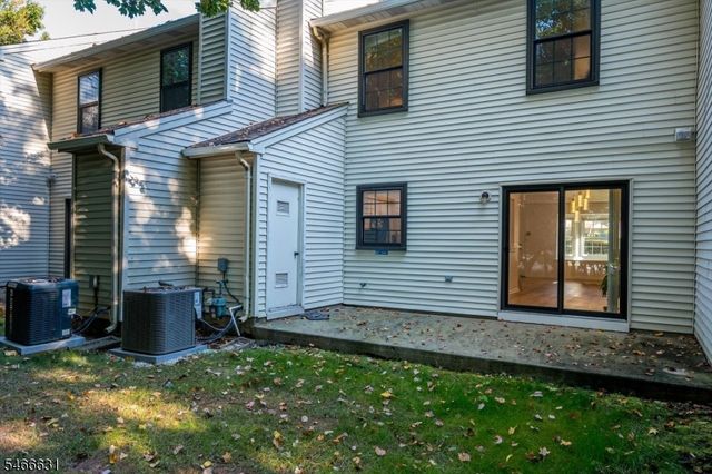 3302 Stonehedge Rd, Edison Twp., NJ 08820