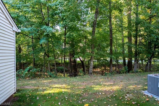 3302 Stonehedge Rd, Edison Twp., NJ 08820