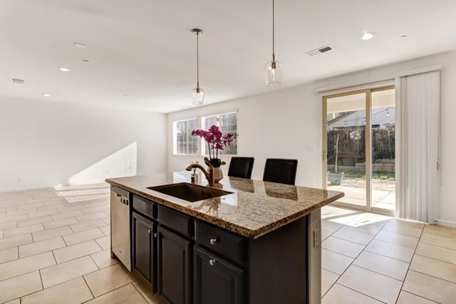 12586 Solsberry Way, Rancho Cordova, CA 95742