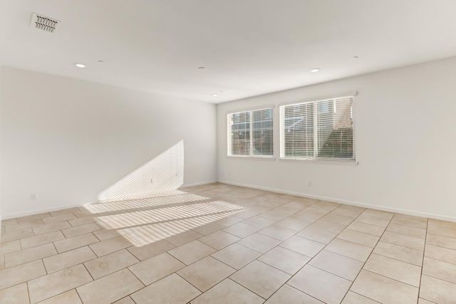 12586 Solsberry Way, Rancho Cordova, CA 95742