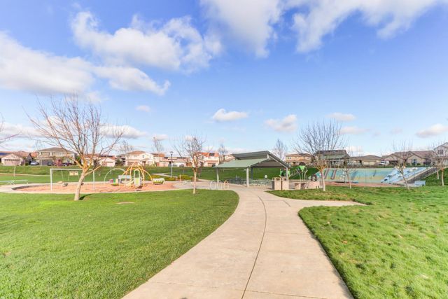 12586 Solsberry Way, Rancho Cordova, CA 95742