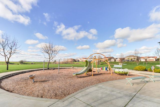 12586 Solsberry Way, Rancho Cordova, CA 95742