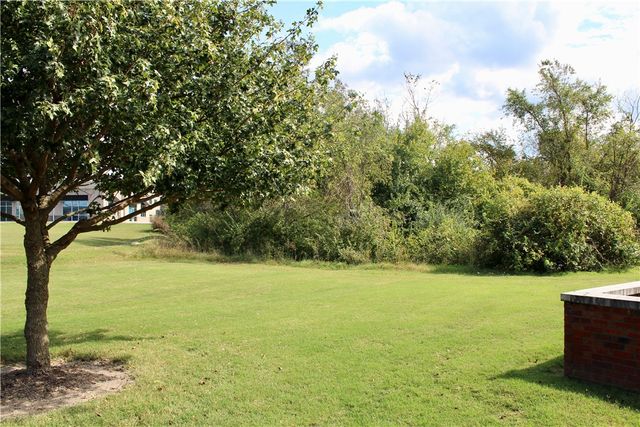 3704 W Southern Hills Boulevard, Rogers, AR 72758