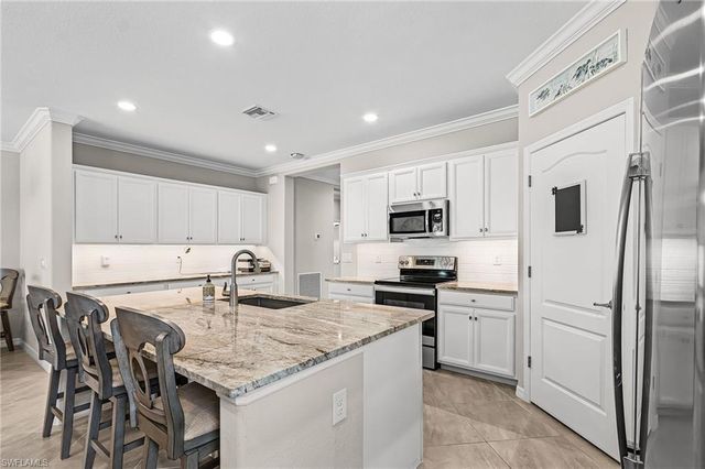 19832 The Place BLVD, Estero, FL 33928