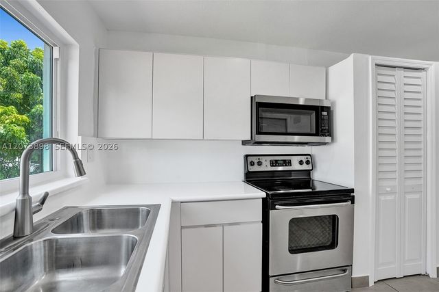 12701 SW 80th St, Miami, FL 33183