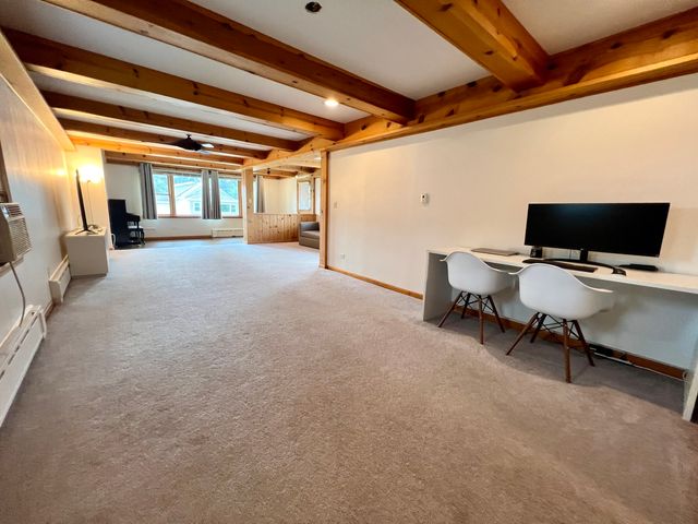 1804 Chapel Court, Northbrook, IL 60062