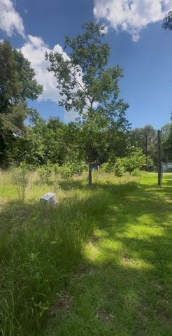 277 Magnolia Park, Onalaska, TX 77360