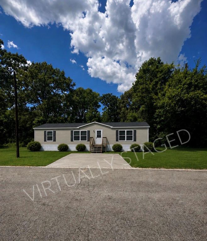 277 Magnolia Park, Onalaska, TX 77360