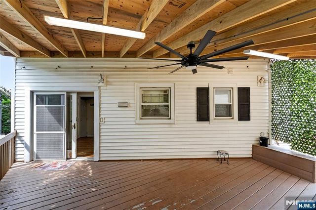 427 Kennedy Drive, Fairview, NJ 07022