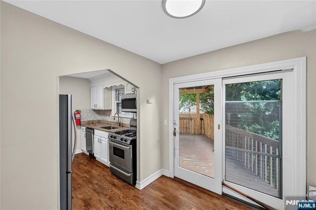 427 Kennedy Drive, Fairview, NJ 07022