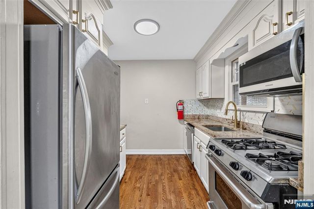 427 Kennedy Drive, Fairview, NJ 07022