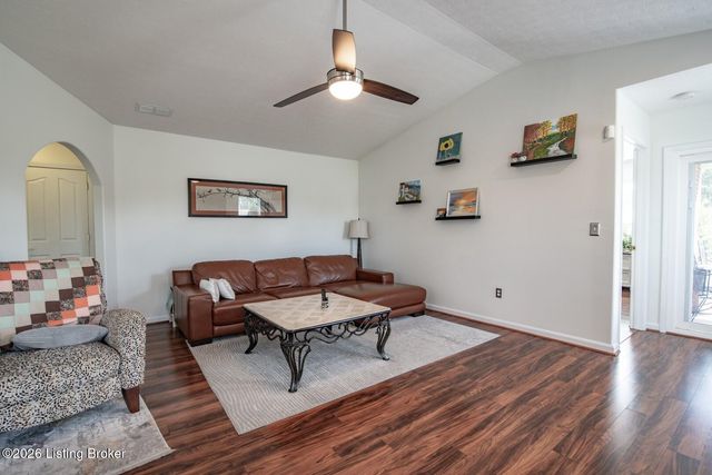 409 Promise Ln, Elizabethtown, KY 42701