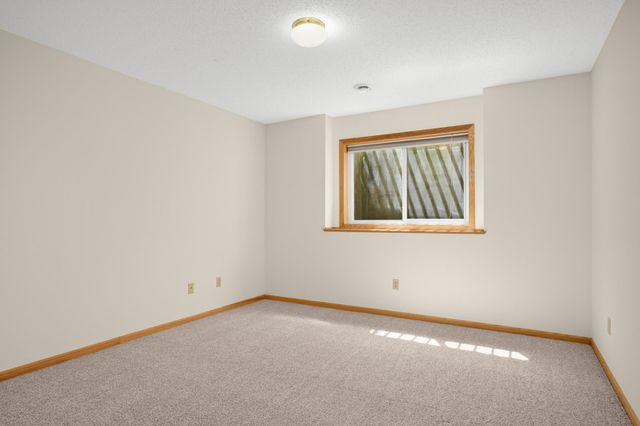 17837 38th Avenue N, Plymouth, MN 55446