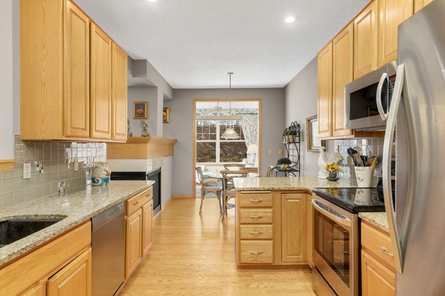 17837 38th Avenue N, Plymouth, MN 55446