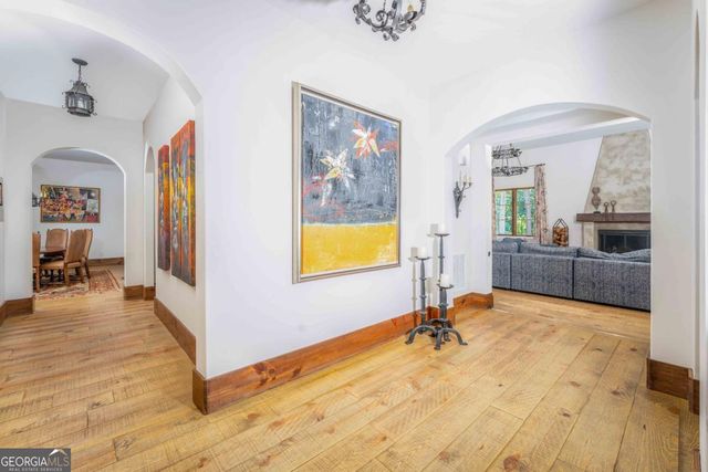 3118 W Roxboro Road NE, Atlanta, GA 30324