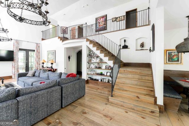 3118 W Roxboro Road NE, Atlanta, GA 30324