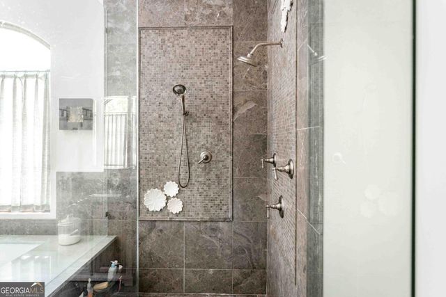 3118 W Roxboro Road NE, Atlanta, GA 30324