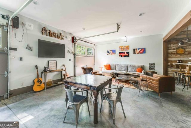 3118 W Roxboro Road NE, Atlanta, GA 30324