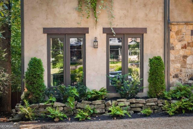 3118 W Roxboro Road NE, Atlanta, GA 30324