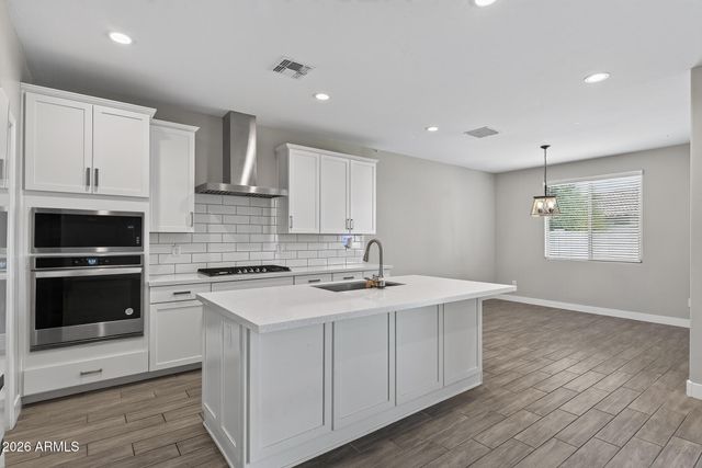 10962 W MCKINLEY Street, Avondale, AZ 85323