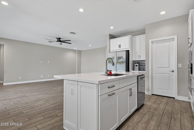 10962 W MCKINLEY Street, Avondale, AZ 85323