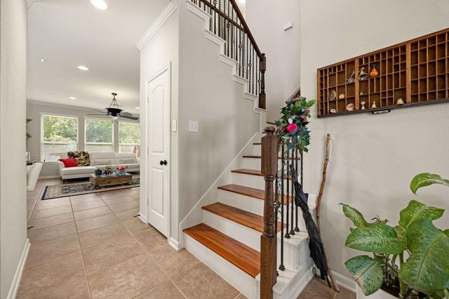 22 S Marshside Place, Spring, TX 77389