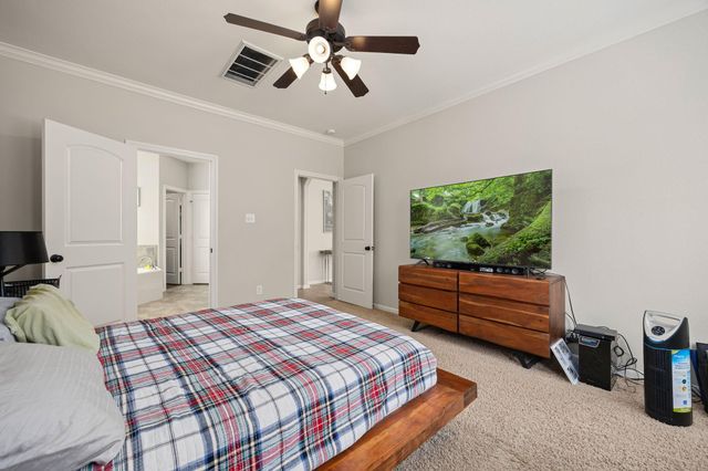 22 S Marshside Place, Spring, TX 77389