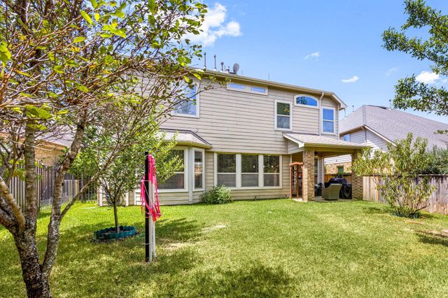 22 S Marshside Place, Spring, TX 77389