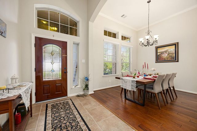 22 S Marshside Place, Spring, TX 77389