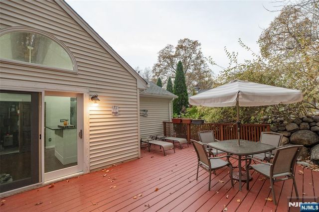 354 Skyline Lake, Ringwood, NJ 07456